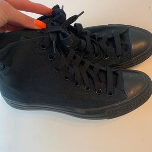 Black Converse